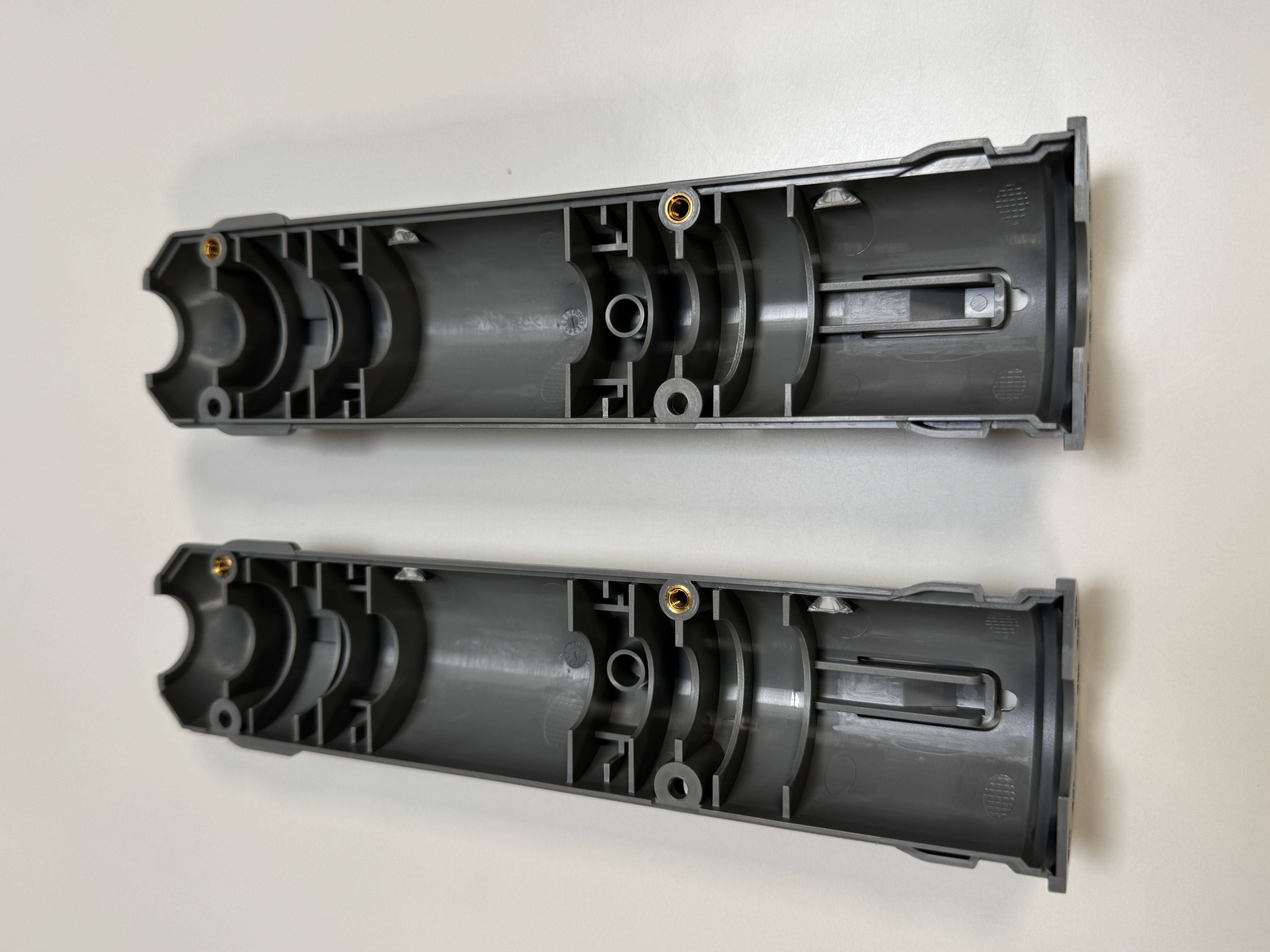 Plastic shell (2 pcs.)