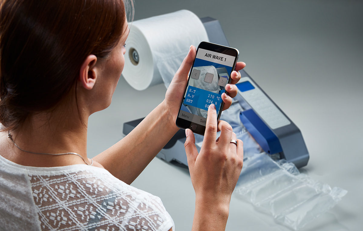 Smartphone app for IOS and Android available